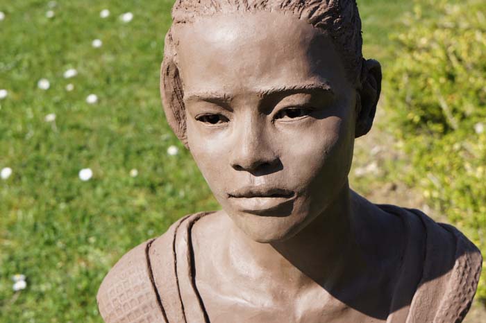 Jeune Laotienne 4 - F#E88AC