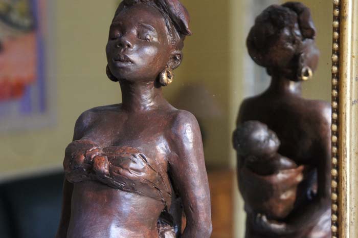 Maternite Africaine #16F9AD